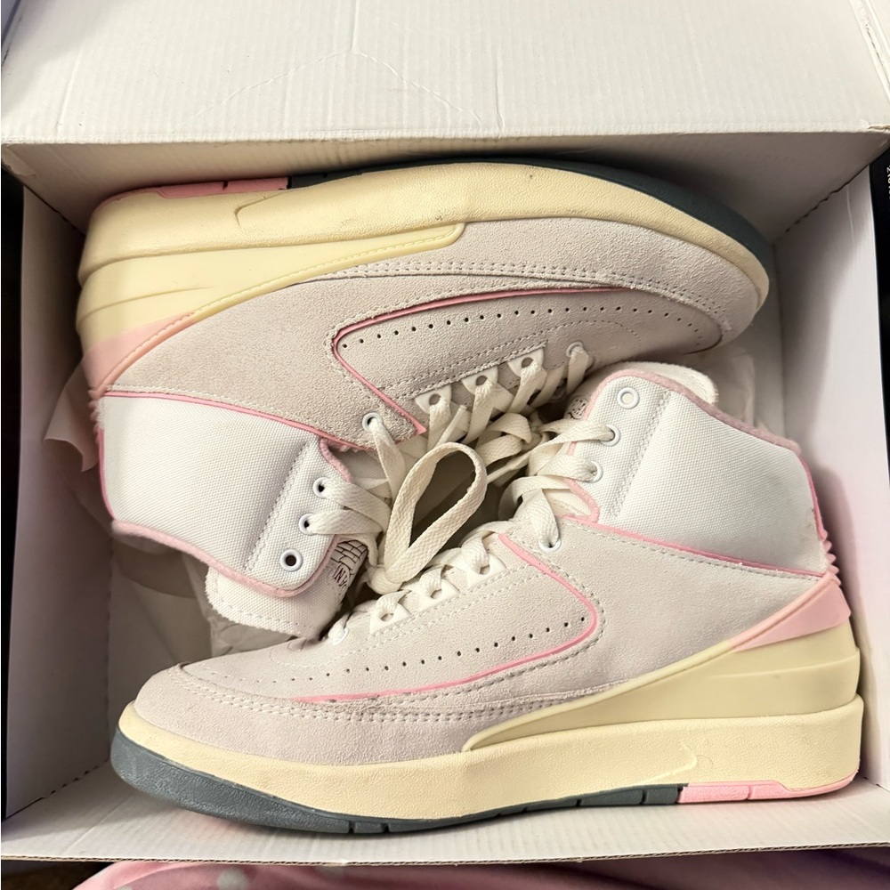 Women Jordan 2 Retro ‘Soft Pink’